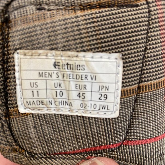 etnies fielder sandals